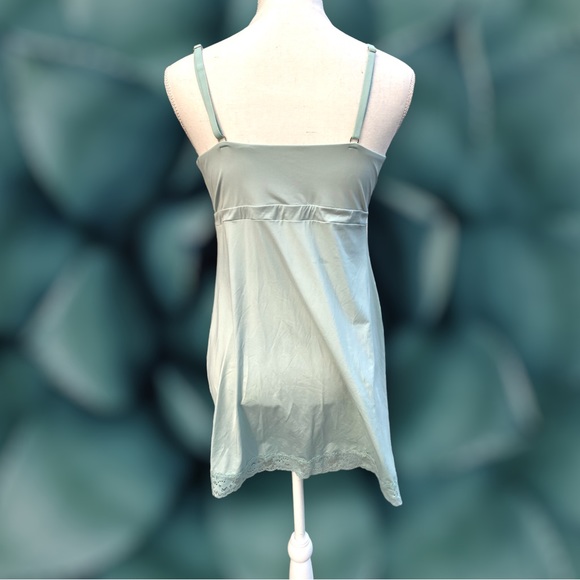 Essential Bodywear Lacy Chemise sea green size medium (see fit) sample - Picture 4 of 8
